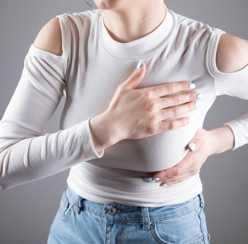 Кісти в грудях — як розпізнати та лікувати